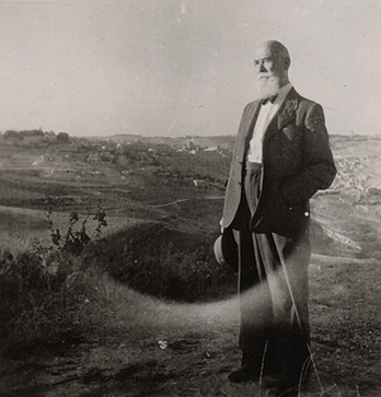 Israel Auerbach, Jerusalem, 1944