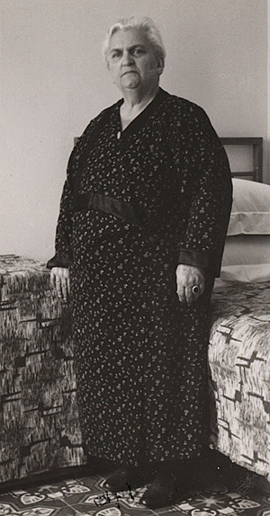 Juliette De Leon, Tel-Aviv, 1938.
