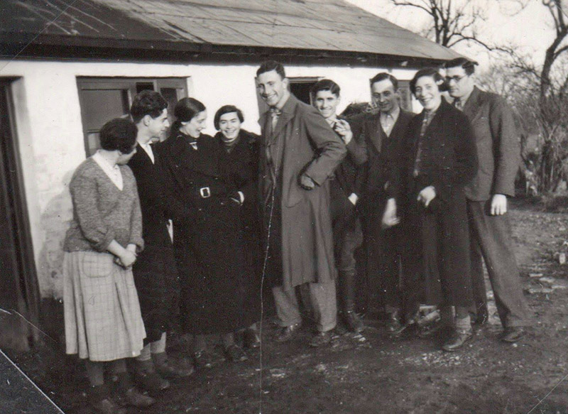 Group with Jehuda Marcus in front of the Kibbutz. December 17, 1936.